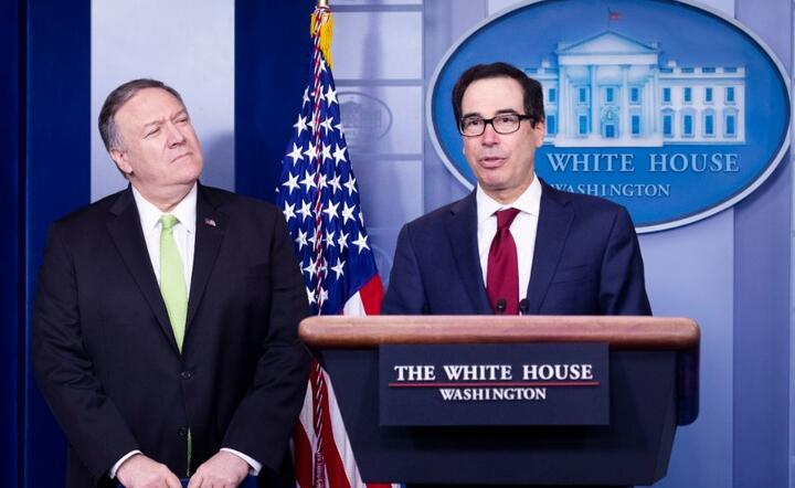 Mike Pompeo i Steven Mnuchin / autor: PAP/EPA/MICHAEL REYNOLDS