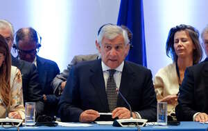 Szef MSZ Włoch, wicepremier Antonio Tajani / autor: PAP/EPA/JOSEPH LAMI