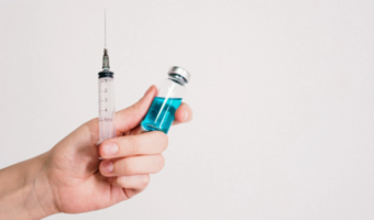 EMA zaleca szczepionkę Comirnaty przeciw Covid-19 dla dzieci
