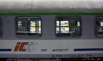 W święta więcej połączeń i miejsc w pociągach PKP Intercity