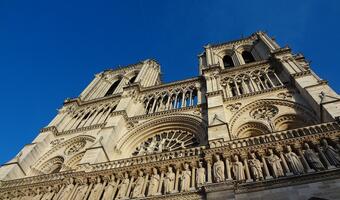 Pomoc z Wawelu dla Notre Dame