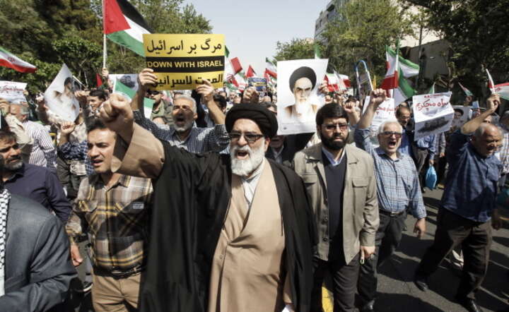 Antyizraelska demonstracja w Teheranie, piątek 19 kwietnia / autor: PAP/EPA/ABEDIN TAHERKENAREH