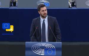 Emmanouil Fragkos / autor: Youtube @ EU Debates | eudebates.tv