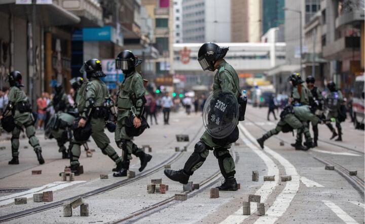 W Hongkongu kolejne protesty, odwołano lekcje
