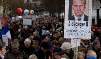 Macron sięga do kieszeni emerytów