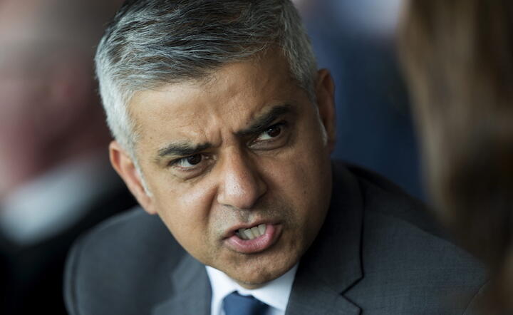 Sadiq Khan, nowy burmistrz Londynu, fot. PAP/EPA/HANNAH MCKAY