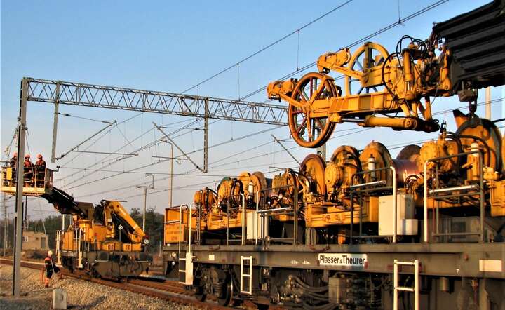 PGE Energetyka Kolejowa z kontraktem na utrzymanie sieci trakcyjnej PKP Intercity