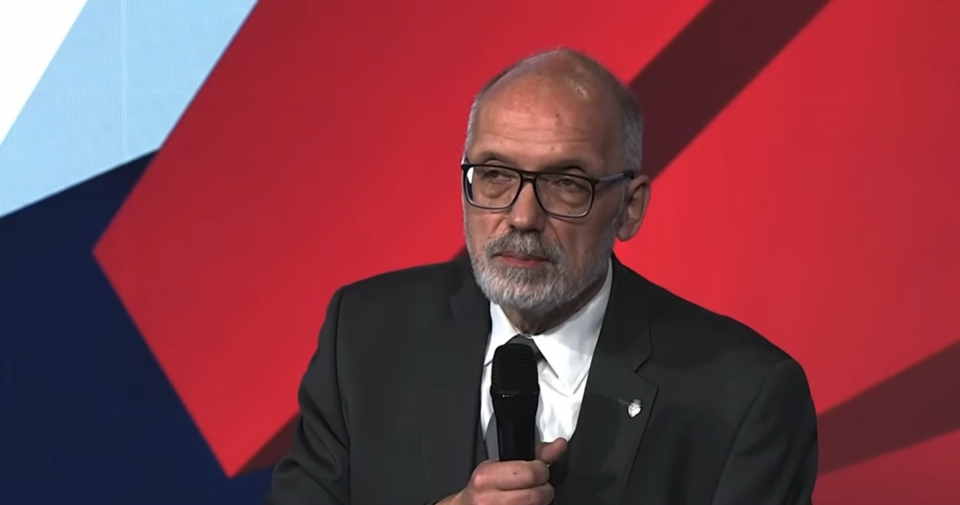 Andrzej Nowak / autor: YouTube: Biały Kruk/https://www.youtube.com/watch?v=wttCXKcI4TY&t=42s