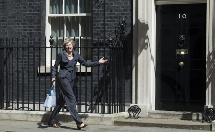 Theresa May na Downing Street 10 w Londynie, siedzibie brytyjskiego rządu, fot. PAP/EPA/Will Olivier, PAP/EPA/STF