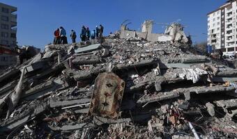 Turcja: Gigantyczne straty po trzęsieniu ziemi