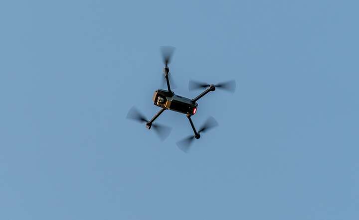 Nowa aplikacja: każdy dron ma być zgłoszony przed lotem