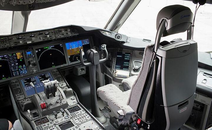 Kokpit samolotu Boeinga / autor: Fratria