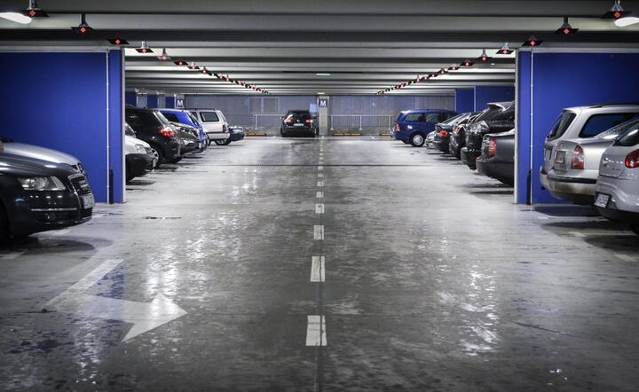 parking podziemny / autor: Pixabay