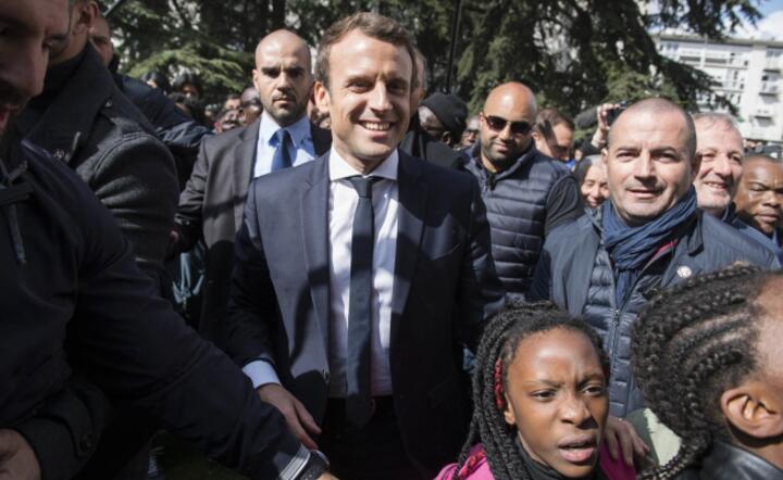 Emmanuel Macron w  trakcie kampanii przed drugą turą wyborów prezydenckich we Francji, fot. PAP/EPA/JULIEN DE ROSA 