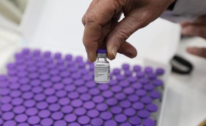 Nepal i Bangladesz otrzymały szczepionki AstraZeneca z Indii