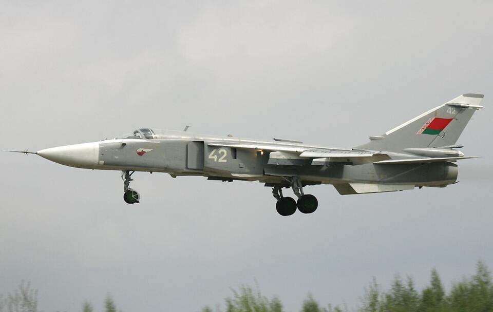 Bombowiec Su-24 na wyposażeniu białoruskich sił powietrznych / autor: commons.wikimedia.org/Dmitriy Pichugin/GNU Free Documentation License 1.2