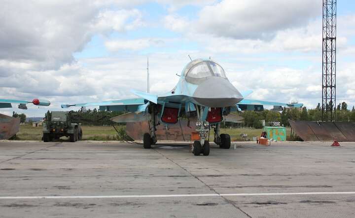 Rosjanie stracili w ciągu dwóch dni trzy myśliwce bombardujące Su-34 i trzy inne cenne maszyny / autor: Pixabay