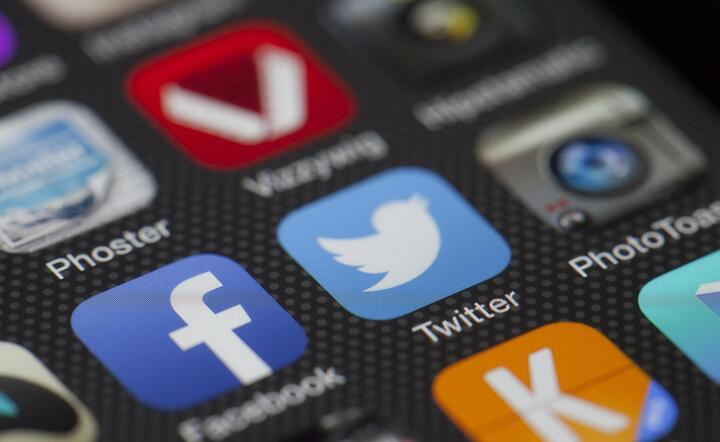 Twitter zaczął oznaczać konta mediów państwowych