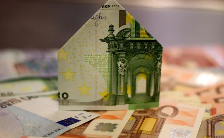 Banki muszą rozwiązać sprawę kredytów frankowych / autor: pixabay.com
