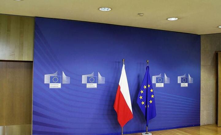 Bruksela chwali Polskę za lepszą ściągalność VAT