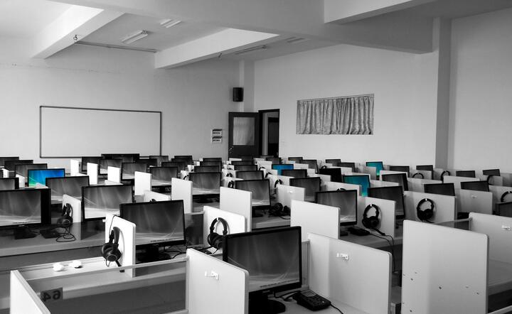 MFiPR: Nowoczesny sprzęt komputerowy trafi do 155 szkół