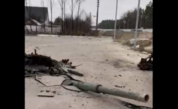 pozostałości rosyjskiego czołgu / autor: Ukraine Weapons Tracker/ Twitter