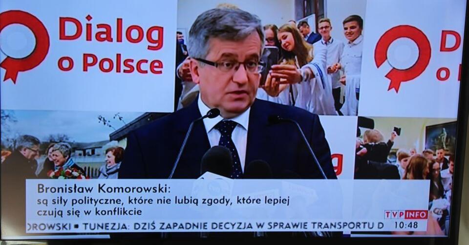 Bronisław Komorowski w czasie ostatniej kampanii wyborczej. Po przegranej miłość do zgody jakoś w nim przeminęła.... Fot. wpolityce.pl