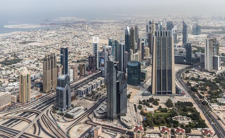 Dubaj wyda 208 mld dirhamów na państwo opiekuńcze