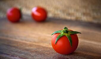 Czy można jeść kiełkującego pomidora?