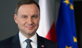 Prezydent Andrzej Duda w orędziu do Polaków: życzę, byśmy w coraz większym stopniu stawali się wspólnotą