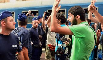 Czarnecki o szantażu UE: Nie ulegniemy w sprawie przymusowej relokacji uchodźców