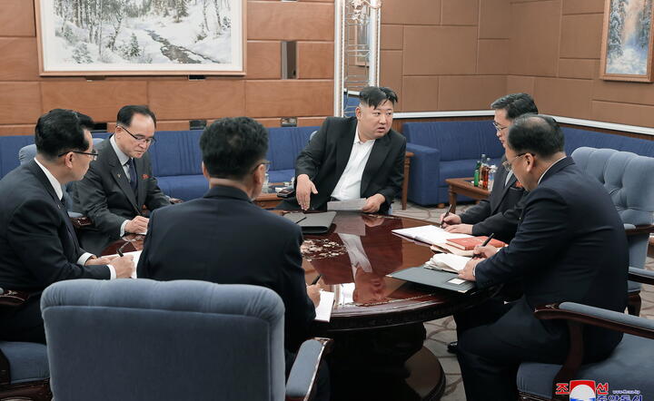 NORTH KOREA GOVERNMENT/Sixth enlarged meeting of the eighth Central Committee of the Workers' Party of Korea / autor: PAP/EPA/KCNA