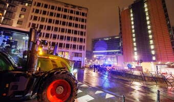 Rolnicy zablokowali Brukselę. "Setki traktorów"