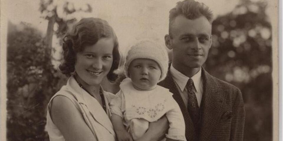 fot. IPN: Witold Pilecki z żoną Marią i synkiem Andrzejem, Ostrów Mazowiecka, 1933 r.