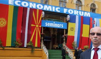 Lewandowski na forum w Krynicy: Narodowe recepty walki z kryzysem w strefie euro nie są wystarczające