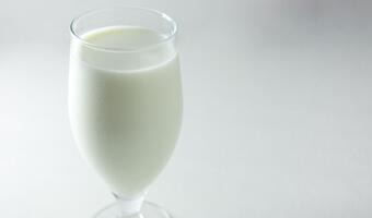 Sprawa zanieczyszczonego mleka "ze względu na wagę i zawiłość" została przeniesiona do prokuratury w Częstochowie