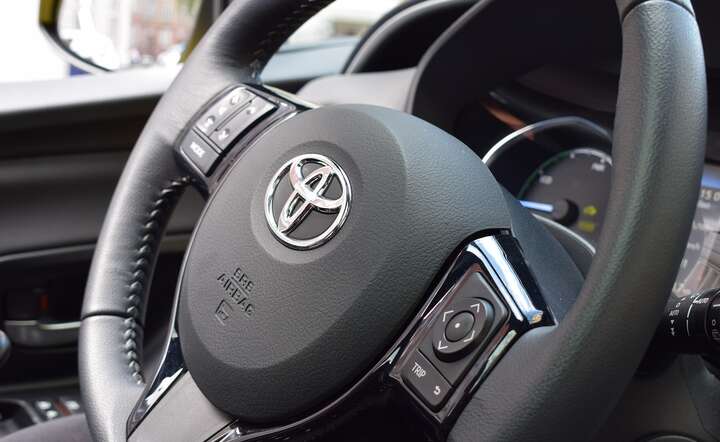 Toyota, do niedawna jedna z najtańszych marek pod kątem ubezpieczenia, obecnie znajduje się wśród najdroższych / autor: Pixabay