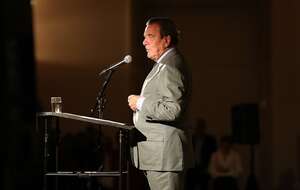 Gerhard Schröder w 2018 roku / autor: wikimedia commons/ Henning Schlottmann - H-stt)/<https://creativecommons.org/licenses/by/3.0/>