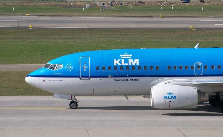 KLM testują od 1 lipca nowy typ biletu „basic, gdzie pasażerowie nie mają prawa do tradycyjnego bagażu podręcznego / autor: Pixabay
