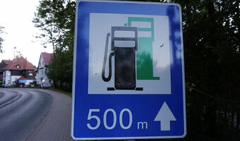 BM Reflex: Ceny paliw na stacjach jeszcze spadną