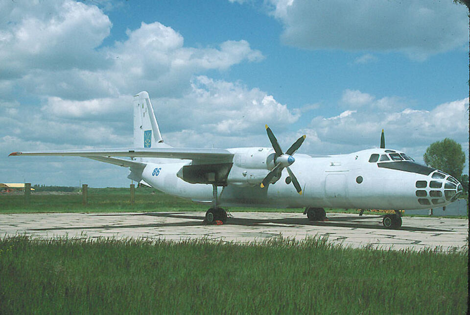 An-30 należący do ukraińskiej armii. Fot. Wikimedia Commons / licencja CC-BY-SA 3.0 / GFDL