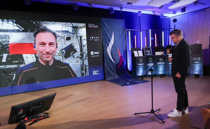 Polski astronauta Sławosz Uznański-Wiśniewski / autor: PAP
