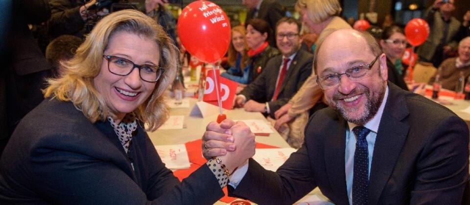 Szefowa SPD w Kraju Saary Anke Rehlinger i Martin Schulz / autor: Fot. PAP/epa