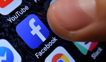 Izba Gmin: działalność Facebooka grozi demokracji