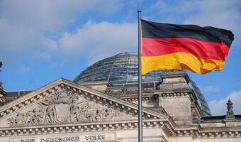 Niemcy: Gwałtownie spada zaufanie obywateli do demokracji