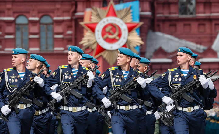 Rosyjska armia / autor: PAP/EPA/YURI KOCHETKOV