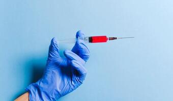 Europol: W dobie pandemii gangi sprzedają fałszywe szczepionki