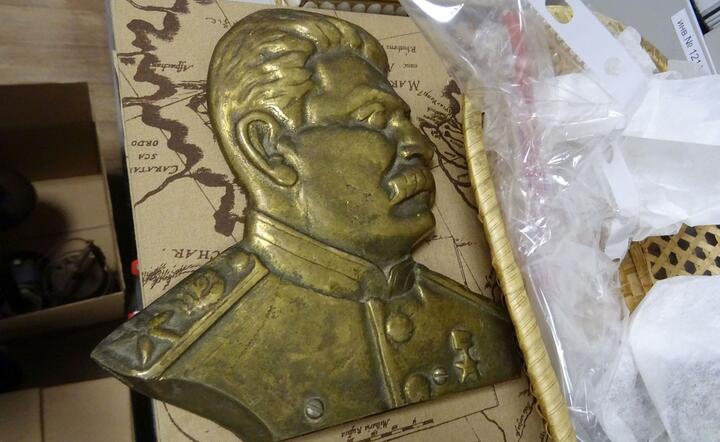 Popiersie Stalina eksponowane na wystawie w 2017 r. zdelegalizowanego przez Kreml w 2022 r. Stowarzyszenia Memoriał / autor: Fratria / MK 