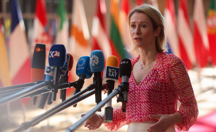 Szefowa unijnej dyplomacji Kaja Kallas na spotkaniu ministerialnym w Brukseli, 20 maja 2025 / autor: PAP/EPA/OLIVIER HOSLET