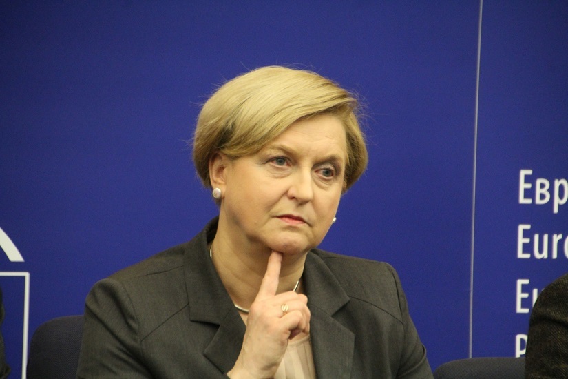 Anna Fotyga w grupie ekspertów pracujących nad reformą NATO